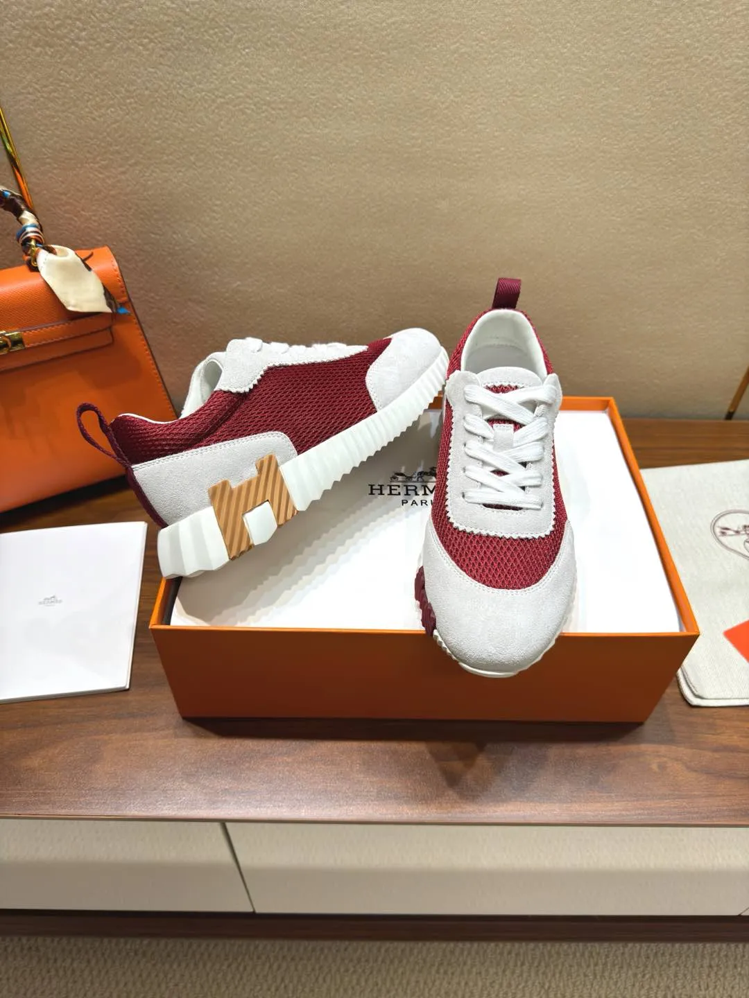 💕💕Factory direct selling price p640💕💕 Men ➕20💰Hermes 🐎24 new sports shoes 🆕 H family 2024giga new sports shoes **3cm, a real artifact, original molded outsole, very stylish and light, perfect foot feel💯 size: 34-46 (customized at 34.45.46)